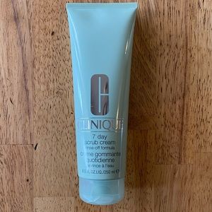 Clinique 7 Day Scrub Cream